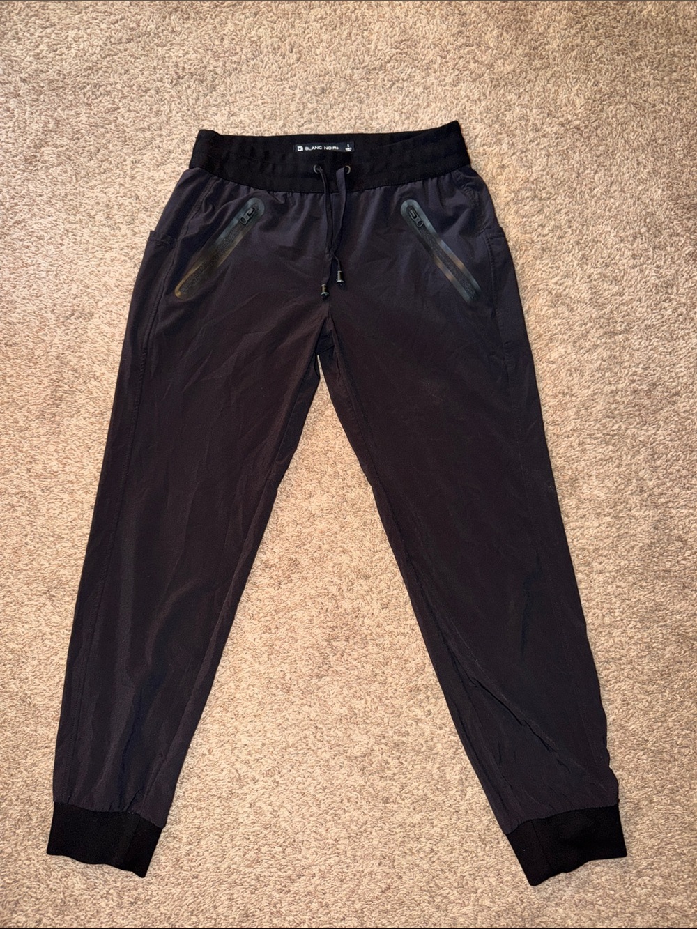 Blanc Noir Black Getaway Jogger Tech pants size S